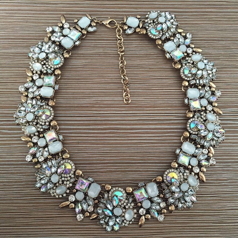 GN5 | Royal White Gems Choker Statement Necklace - Picture 2 of 7